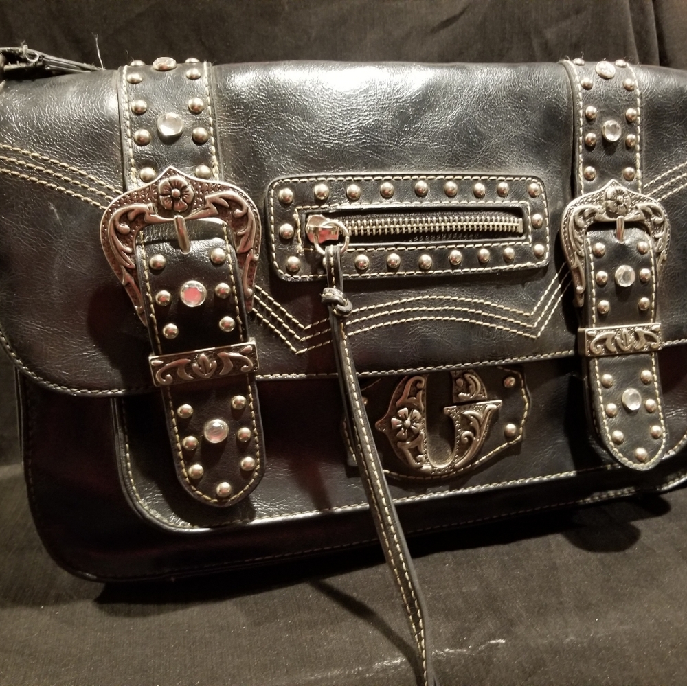 Guess Sgoulder Bag/Leather with Rivets